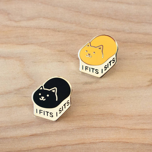 Everyday Olive - I Fits I Sits Pin: Gold/black
