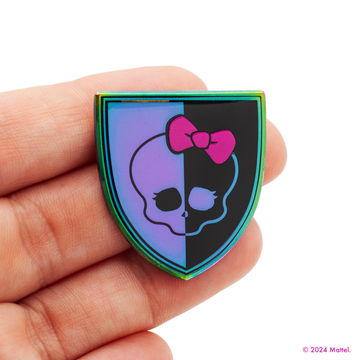 Monster High™ Skullette Shield Pin (SDCC)