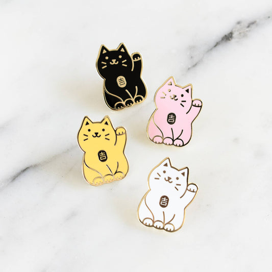 Everyday Olive - Lucky Cat Pin: Black / Gold